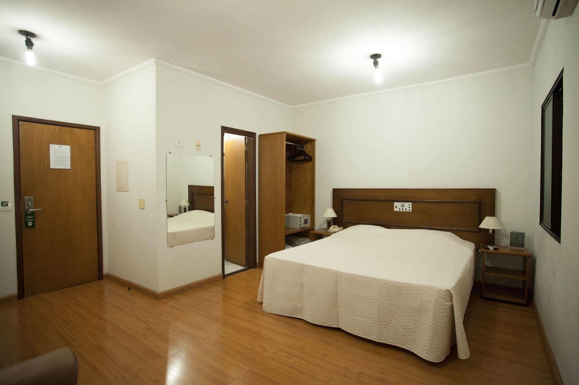 Indaia Hotel Residence Сан-Карлус Экстерьер фото